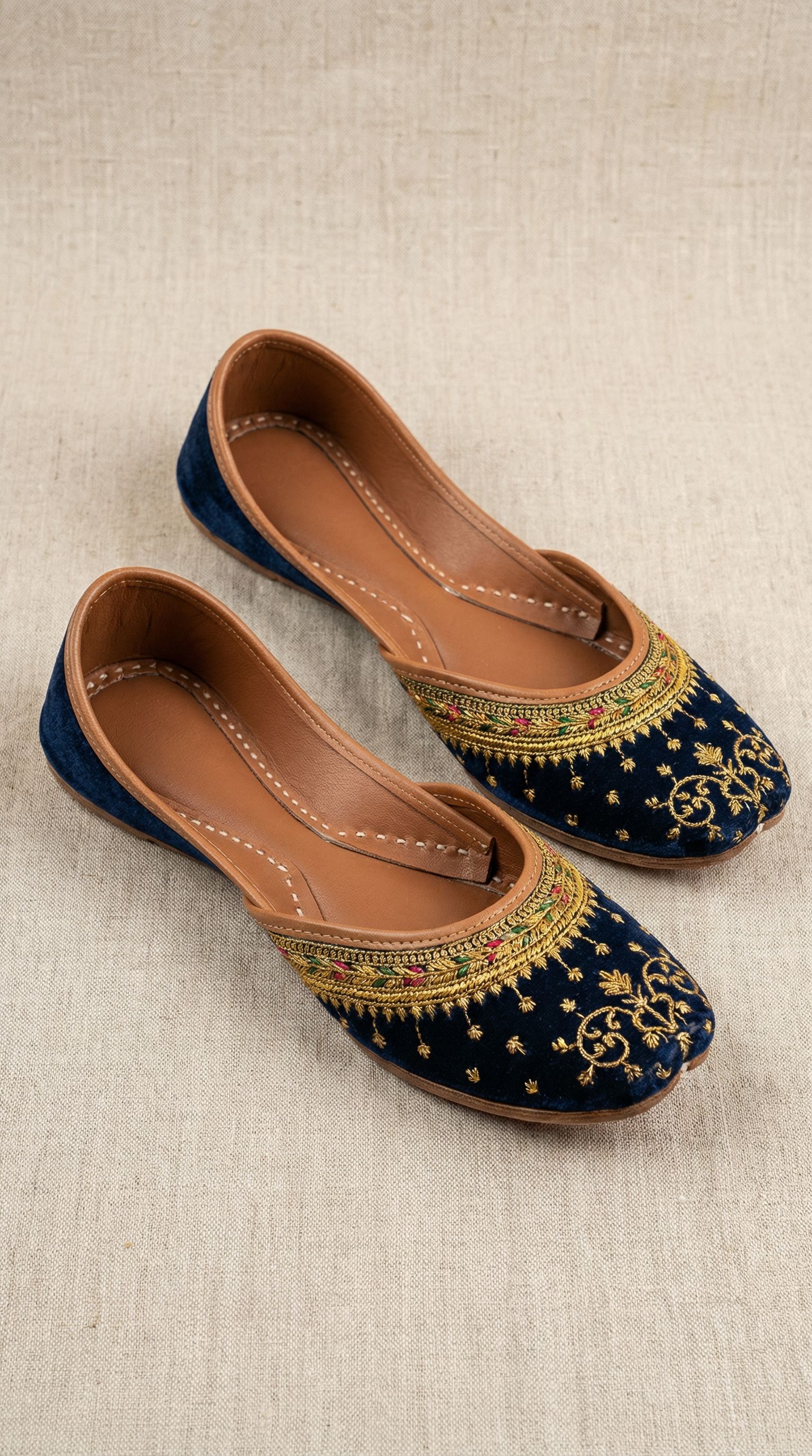 Mehrunisa | Velvet Khussa |Navy