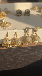 Zeenat Earrings