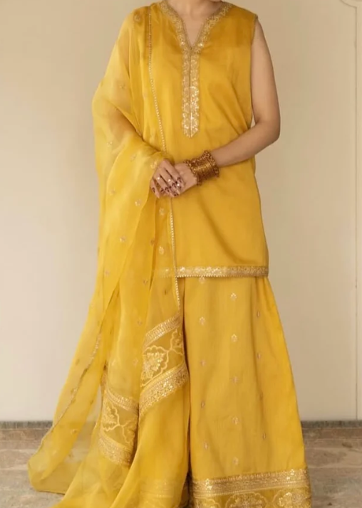 Sunehri | 3PC Organza Dupatta
